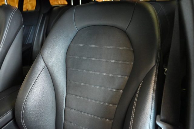 MERCEDES-BENZ GLC 300 usata 54