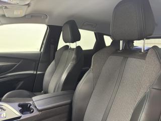 PEUGEOT 3008 usata, con Climatizzatore