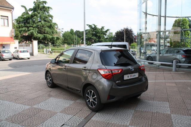 TOYOTA Yaris usata, con Autoradio