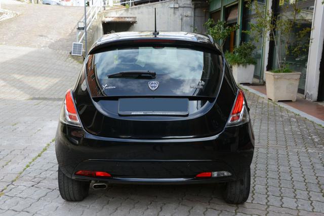 LANCIA Ypsilon usata, con Airbag Passeggero