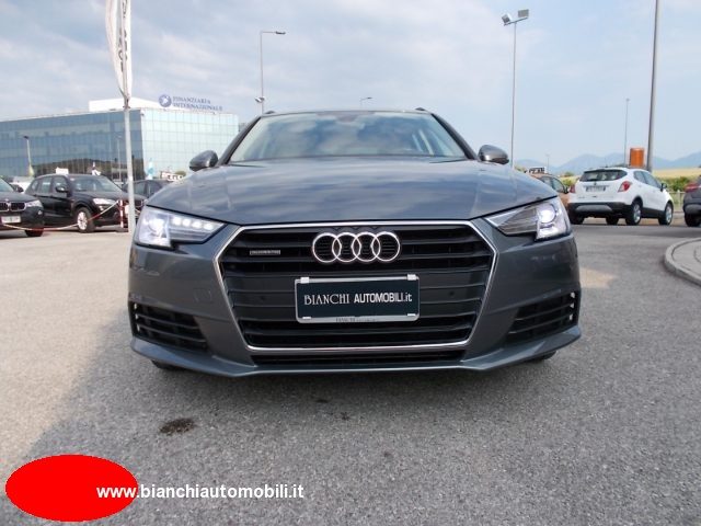 AUDI A4 usata, con Autoradio