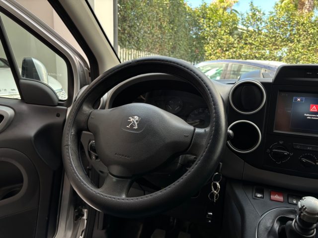 PEUGEOT Partner usata, con Cronologia tagliandi