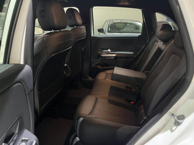 MERCEDES-BENZ B 180 usata, con Controllo trazione