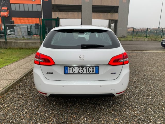 PEUGEOT 308 usata, con Boardcomputer