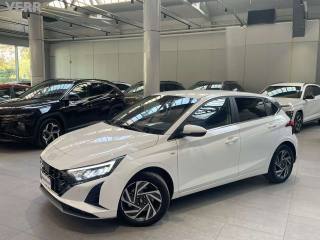HYUNDAI i20 usata 12