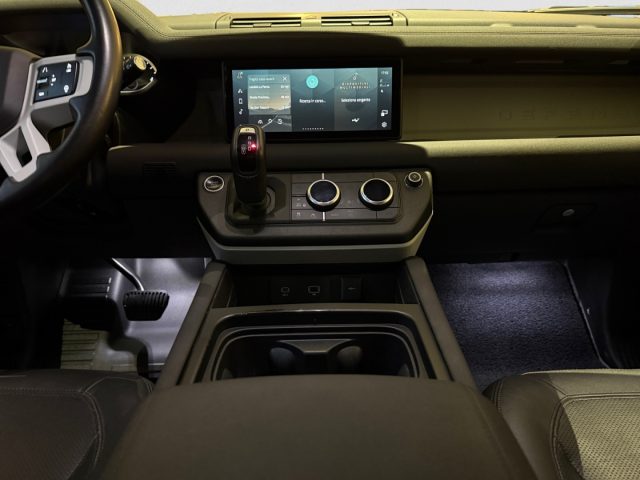 LAND ROVER Defender usata, con ESP