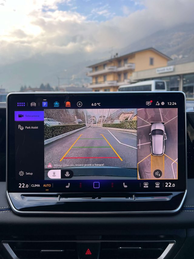 VOLKSWAGEN Tiguan usata, con Sedile posteriore sdoppiato