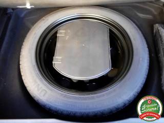 PEUGEOT 3008 usata, con Sensori di parcheggio posteriori