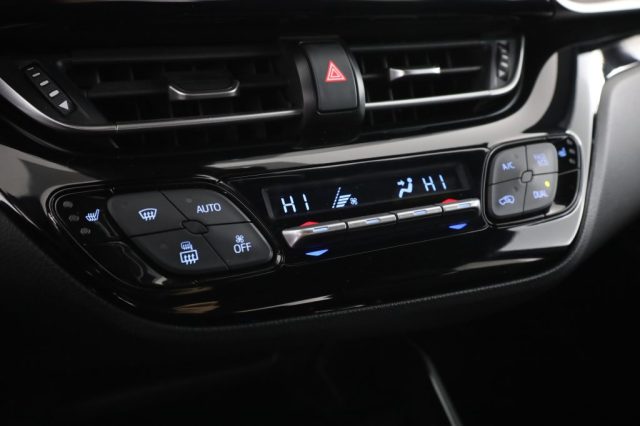 TOYOTA C-HR usata 11