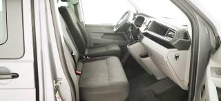 VOLKSWAGEN Caravelle usata, con Touch screen