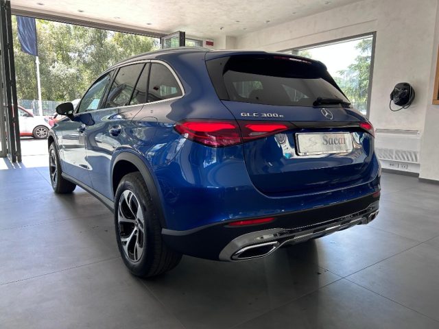 MERCEDES-BENZ GLC 300 usata, con Boardcomputer