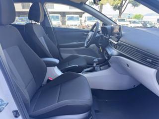 HYUNDAI i20 usata, con Telecamera per parcheggio assistito