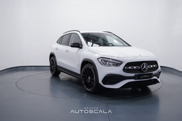 MERCEDES-BENZ GLA 200 usata, con Climatizzatore