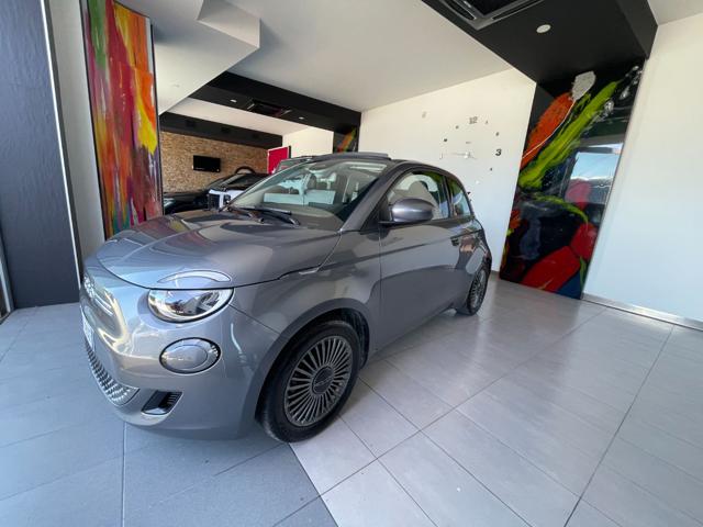 FIAT 500e usata, con Autoradio