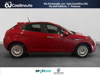 ALFA ROMEO Giulietta usata, con Autoradio