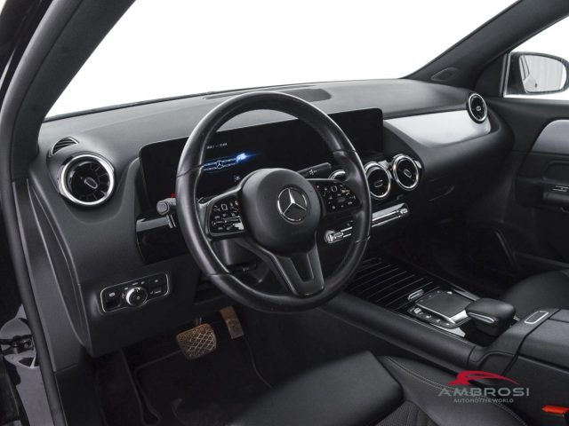 MERCEDES-BENZ GLA 180 usata 7