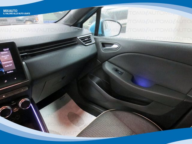 RENAULT Clio usata, con Climatizzatore
