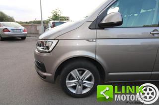 VOLKSWAGEN Caravelle usata, con Airbag