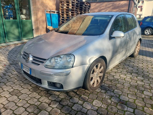 VOLKSWAGEN Golf usata, con ABS