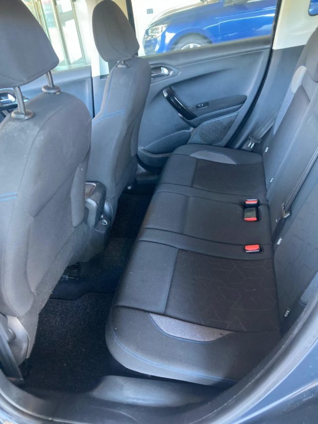 PEUGEOT 2008 usata, con Fendinebbia
