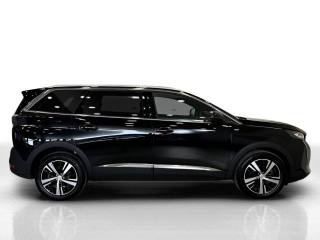 PEUGEOT 5008 usata, con Volante in pelle