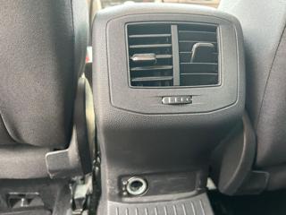 VOLKSWAGEN T-Roc usata, con Specchietti laterali elettrici