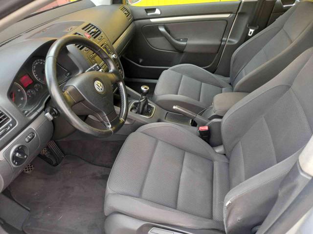 VOLKSWAGEN Golf usata, con ESP