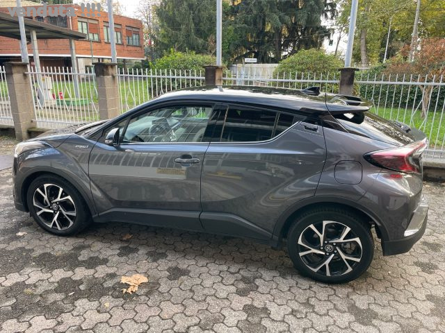 TOYOTA C-HR usata, con Cerchi in lega