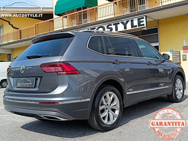 VOLKSWAGEN Tiguan Allspace usata, con Fari direzionali