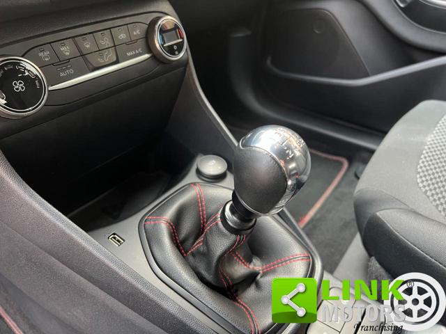 FORD Fiesta usata, con Controllo automatico clima