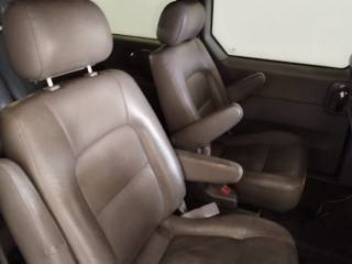 KIA Carnival usata, con Servosterzo
