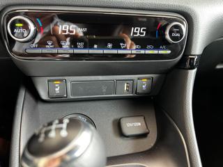 TOYOTA Yaris usata, con Sedili sportivi