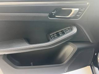 PORSCHE Macan usata, con Sistema di navigazione
