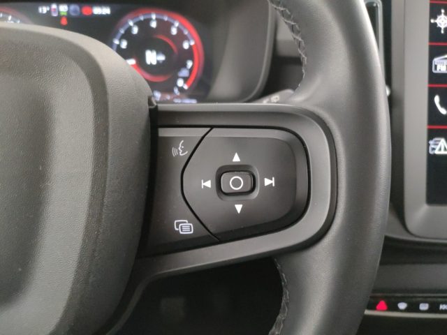 VOLVO XC40 usata, con Luci diurne LED