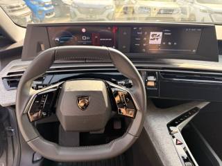 PEUGEOT 5008 usata, con Boardcomputer