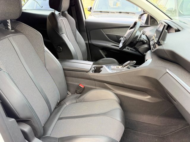 PEUGEOT 3008 usata, con Climatizzatore