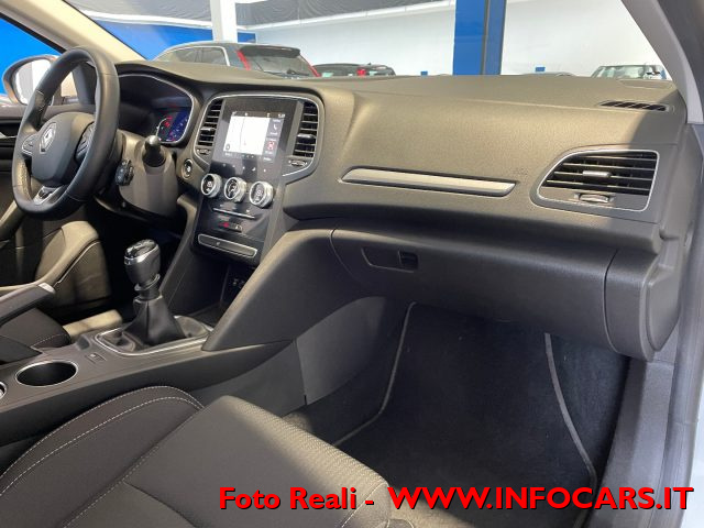 RENAULT Megane usata, con USB