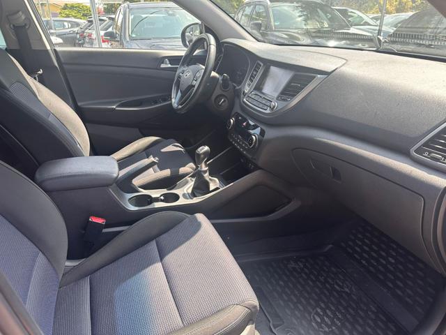 HYUNDAI Tucson usata, con Sedile posteriore sdoppiato