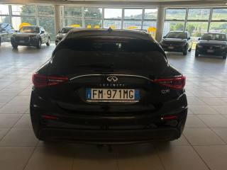 INFINITI Q30 usata, con Boardcomputer