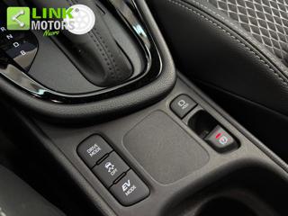 TOYOTA Yaris usata, con MP3