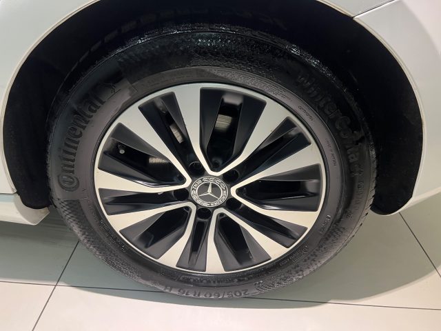 MERCEDES-BENZ A 180 usata, con Vetri oscurati