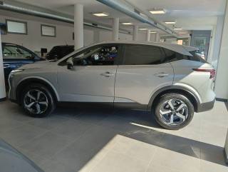 NISSAN Qashqai usata, con Controllo elettronico della corsia