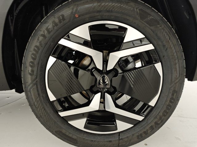 PEUGEOT 2008 usata, con Airbag testa