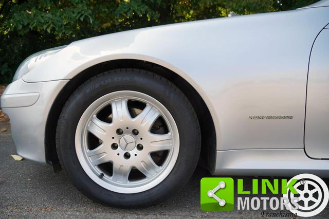 MERCEDES-BENZ SLK 200 usata, con Chiusura centralizzata