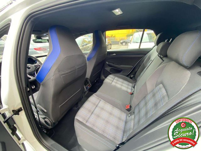 VOLKSWAGEN Golf usata, con Controllo automatico clima