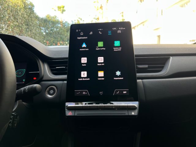 RENAULT Captur usata, con Bracciolo