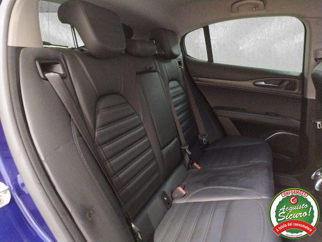 ALFA ROMEO Stelvio usata, con Autoradio digitale