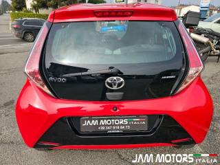 TOYOTA Aygo usata, con Autoradio