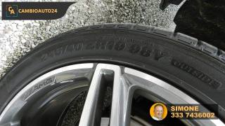 MERCEDES-BENZ E 220 usata 126