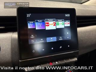 RENAULT Clio usata, con Touch screen
